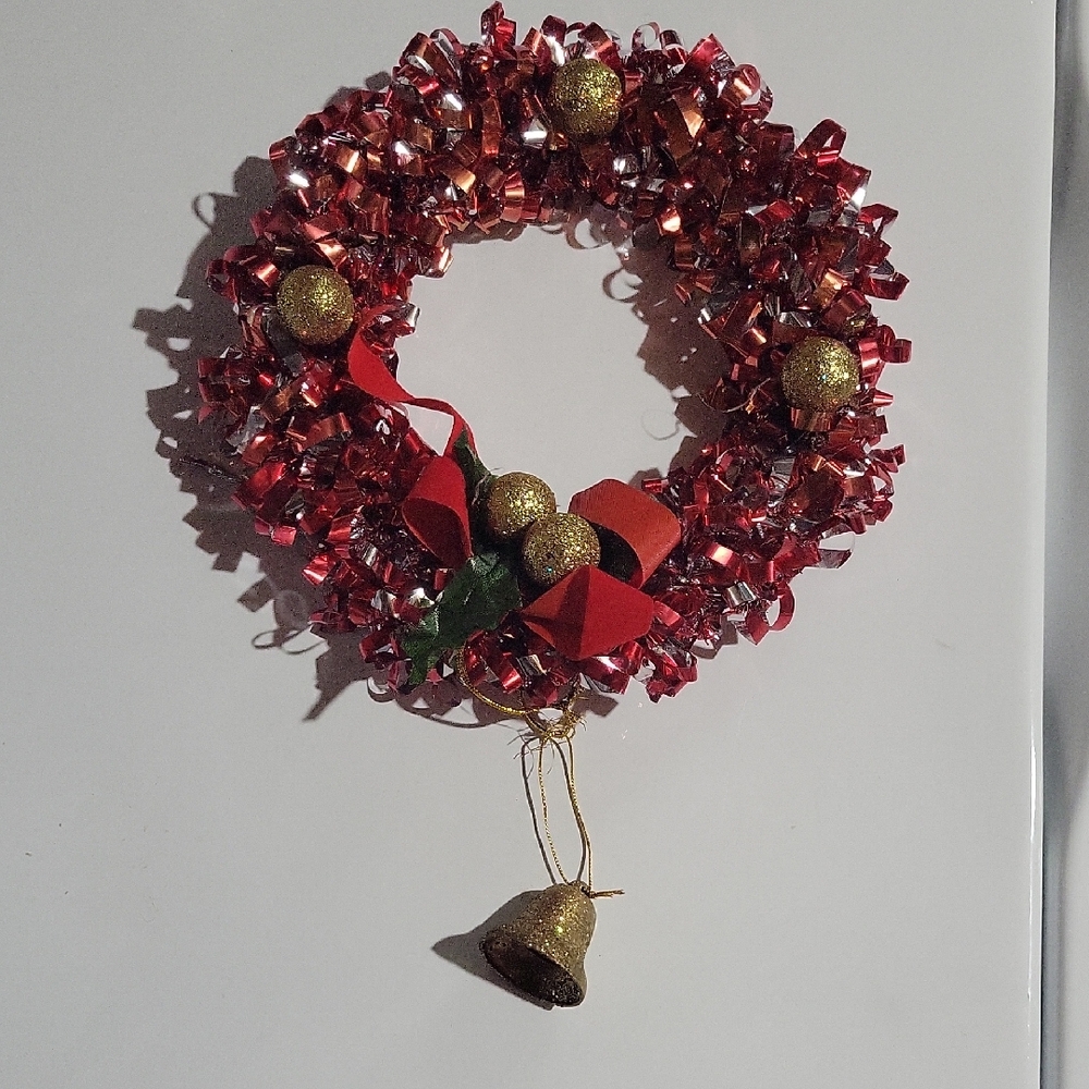 Red Wreath with Bell